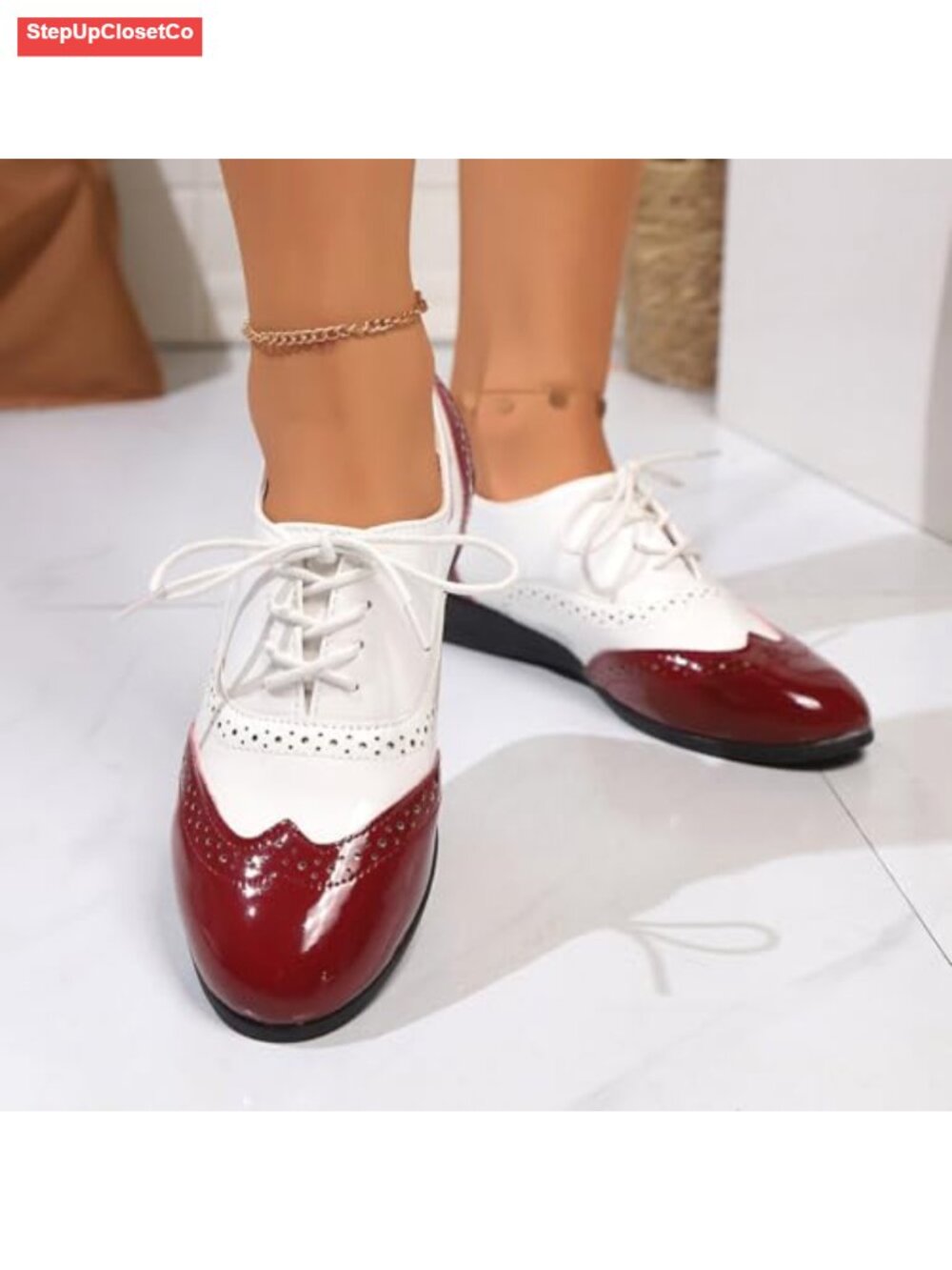 Women's PU Leather Wingtip Oxfords Perforated Lace-Up Brogue Dress Shoes - Picture 4 of 6